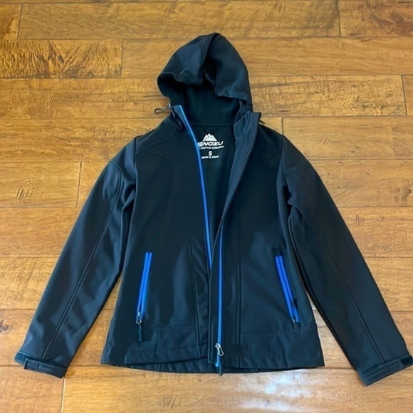 Snozu Black with Blue Accents Softshell Jacket with Hood women’s small - Picture 1 of 6